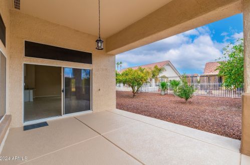 22033 Golf Club Dr, Sun City AZ 85375-2078 exterior