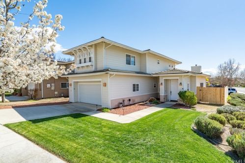 916 Riata Ct, Lake Nacimiento, CA 93446-4758