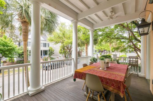 75 Sowell St, Mount Pleasant SC  29464-2660 exterior