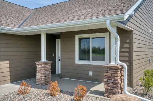 715 Hilltop Ln, Saint Croix Falls, WI 54024-9437