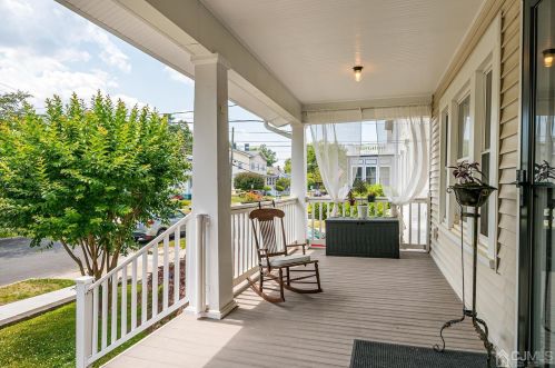 24 William St, Metuchen NJ  08840-1822 exterior