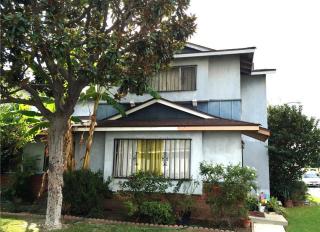 2 Ocotillo Ln, Long Beach, CA 90745-5645