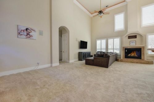 1781 Summer Cloud Ct, Folsom CA  95630-6249 exterior