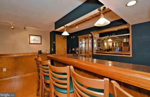 86 Wood Dr, Southampton PA  18966-2214 exterior