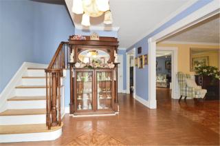 34 Priscilla Ave, Holtsville, NY 11742-1219
