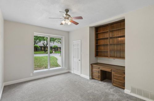 2132 Pembrooke Pl, Denton TX  76205-8208 exterior