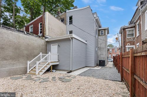 1006 Lombard St, Wilmington DE  19801-4028 exterior