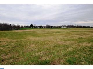 144 Sharp Rd, Avondale, PA 19311-9708