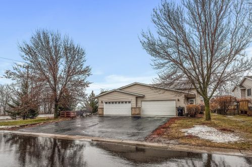 6376 Kahler Dr, Otsego, MN 55301-4312