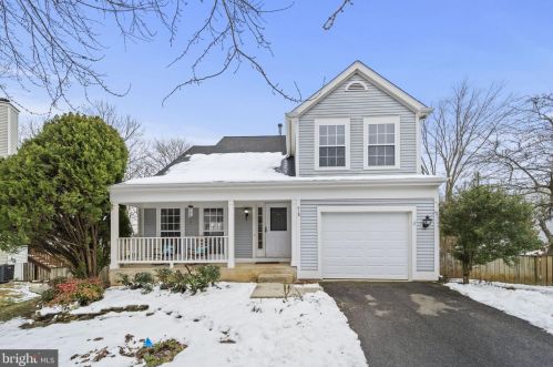 418 Deerpath Ave, Leesburg VA  20175-2517 exterior