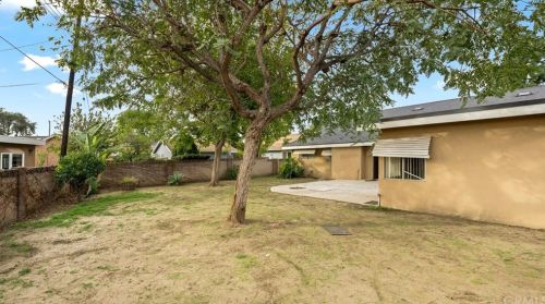 2721 Cottonwood St, Orange CA 92865-2334 exterior