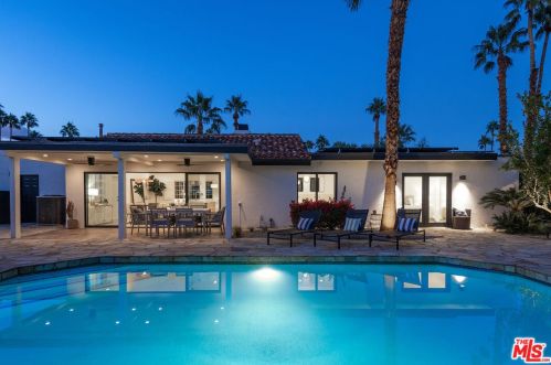 1055 Louise Dr, Palm Springs CA  92262-3241 exterior