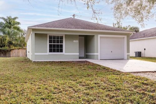 1356 26th Ct, Vero Beach, FL 32962-6040