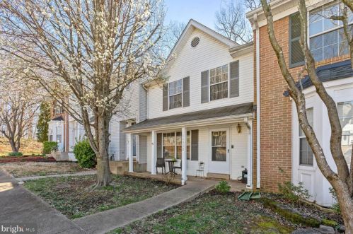 14972 Vireo Ct, Woodbridge, VA 22193-5700