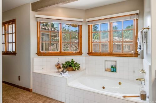 17 Malaga Pl, Manhattan Beach CA  90266-0072 exterior