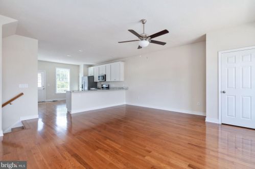 1010 Wicklow Dr, Fredericksburg VA  22401-2722 exterior