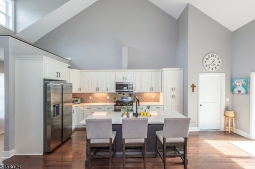 17 George St, Parsippany NJ  07834-1316 exterior