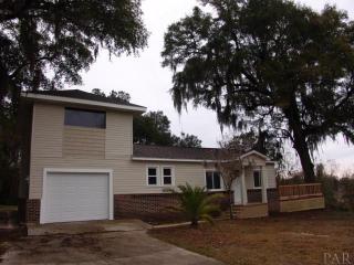 6804 Dixon St, Milton, FL 32570-4890