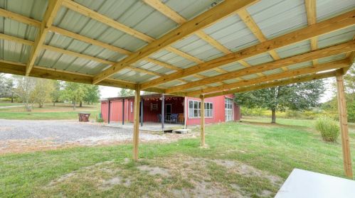 26718 Armstrong Rd, Laurelville OH  43135-9716 exterior