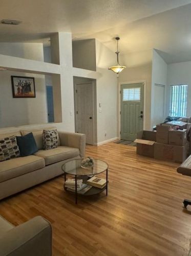 8666 Irish Moss Ct, Elk Grove CA  95624-4020 exterior