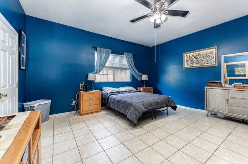 12070 Morning Ave, Downey CA  90242-2324 exterior