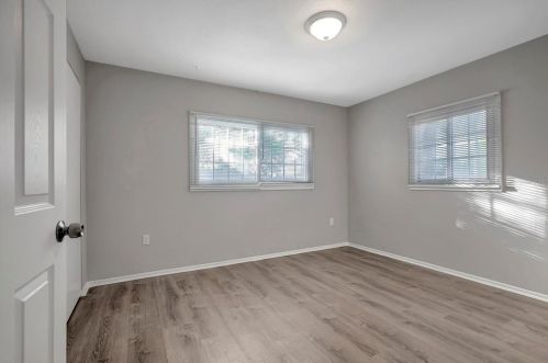 9780 Park Lake Dr, Pinellas Park FL  33782-3563 exterior