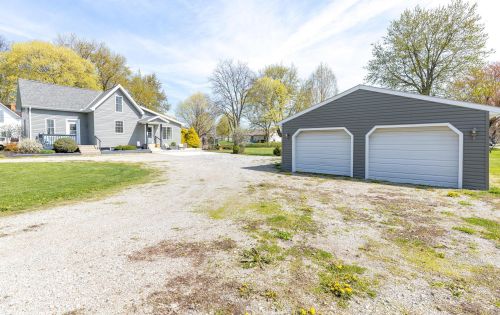 292 Grove St, Richwood OH  43344-1135 exterior