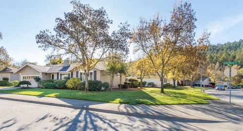 6364 Stone Bridge Rd, Santa Rosa, CA 95409-5871