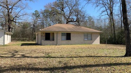 17131 Spindle Oaks Dr, Conroe, TX 77385-4570