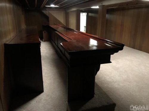 48 Patton Dr, East Brunswick NJ  08816-1130 exterior