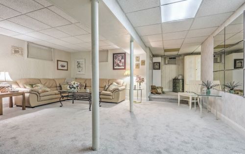 112 Holland Ave, Floral Park NY  11001-1202 exterior