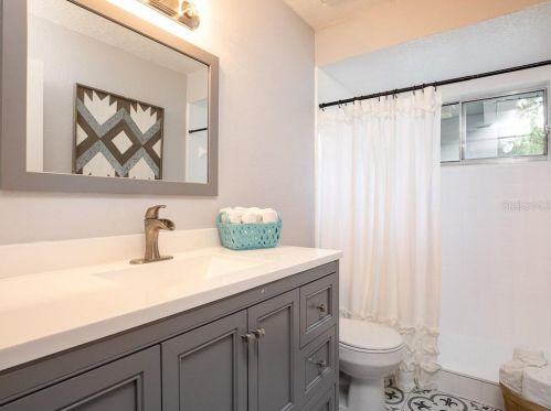 1259 Freeport Dr, Deltona FL  32725-4647 exterior