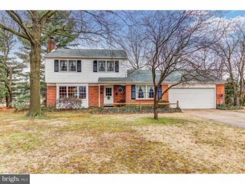 28 Purnell Ave, Riverton, NJ 08077-2747