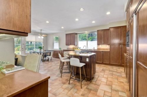 1351 Cassins St, Carlsbad CA  92011-4857 exterior