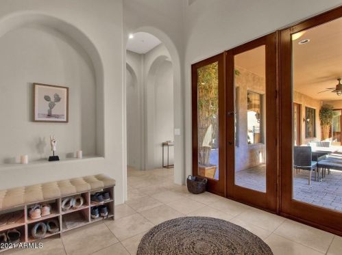 9390 Monument Dr, Scottsdale AZ 85262-4744 exterior