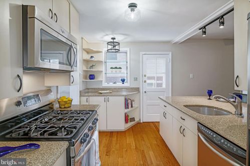 100 Park Blvd, Camden NJ  08103-2757 exterior