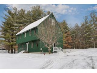 29 Norwood Rd, Salem NH  03079-5200 exterior