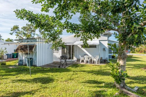 146 Rookery Rd, Naples, FL 34114-3943