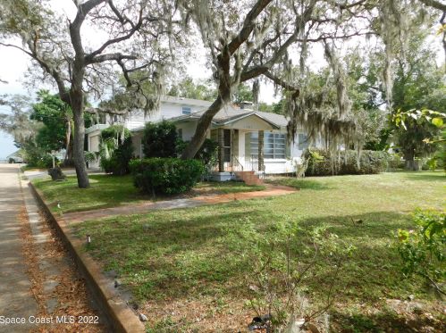 1301 Indian River Ave, Titusville FL  32780-4220 exterior
