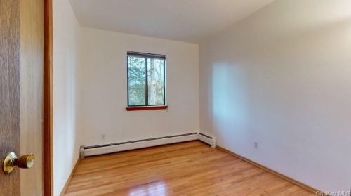 16 James St, Washingtonville NY  10992-1406 exterior