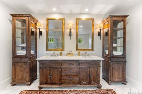 2270 Cook St, Denver CO  80210-4916 exterior