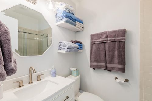 1262 Bluebird Ave, Marco Island FL  34145-2812 exterior