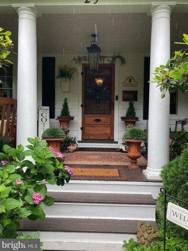 29 Carlton Ave, Trenton, NJ 08618-1418