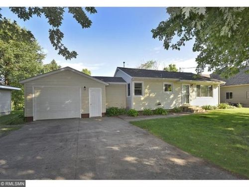 205 Sunrise Dr, Medford, MN 55049-9599