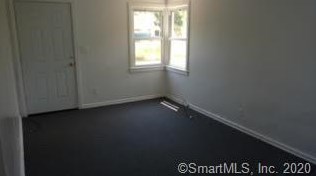 629 Pearl Harbor St, Bridgeport, CT 06610-2326