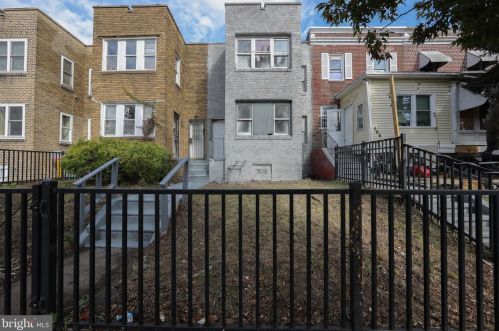 264 Boyd St, Camden, NJ 08105-2026