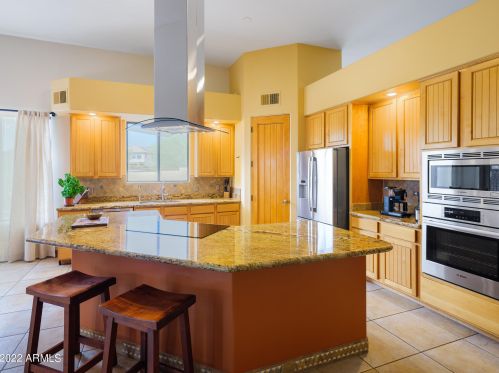 26506 11th Ave, Phoenix AZ  85085-1894 exterior