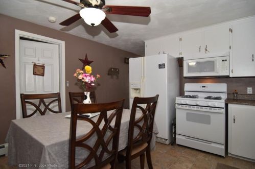 80 Victoria St, Providence RI  02909-3932 exterior