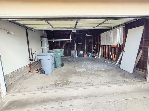 3231 166th St, Torrance CA  90504-1729 exterior