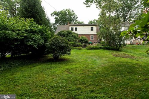 632 Towamencin Ave, Lansdale PA  19446-3441 exterior